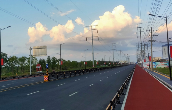 提升改造完成后的春順路，暢安舒美